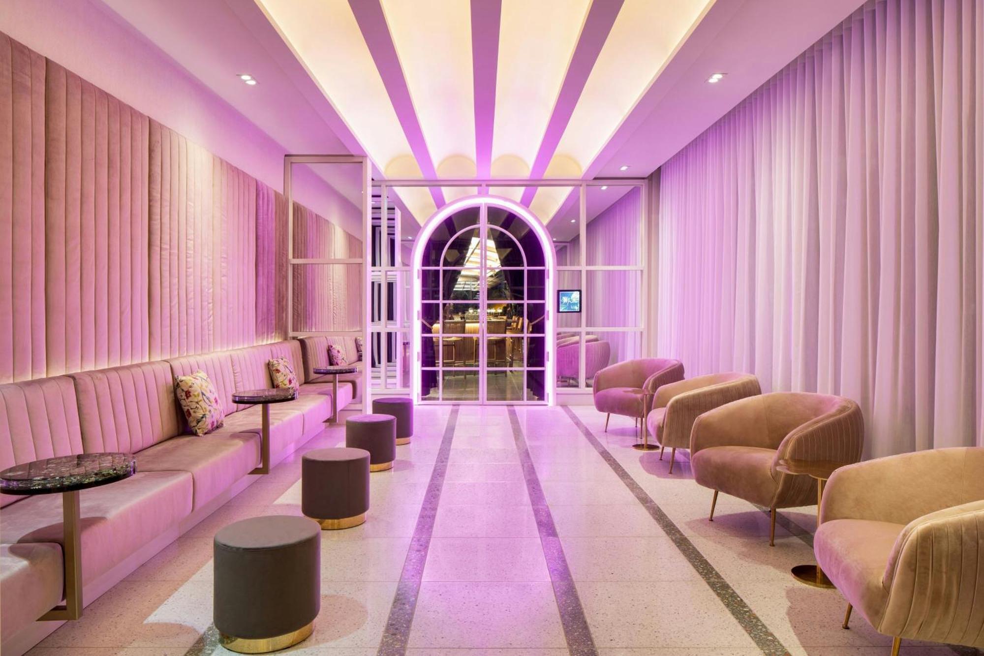 Honeyrose Hotel, Montreal, A Tribute Portfolio Hotel Exterior photo The interior of the hotel